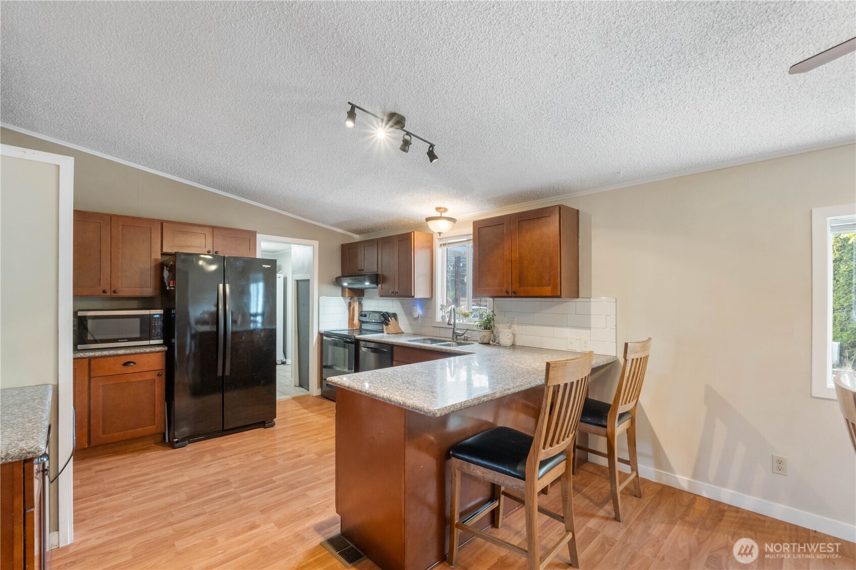 814 282nd Street East Roy, WA 98580 - Photo 13 of 40