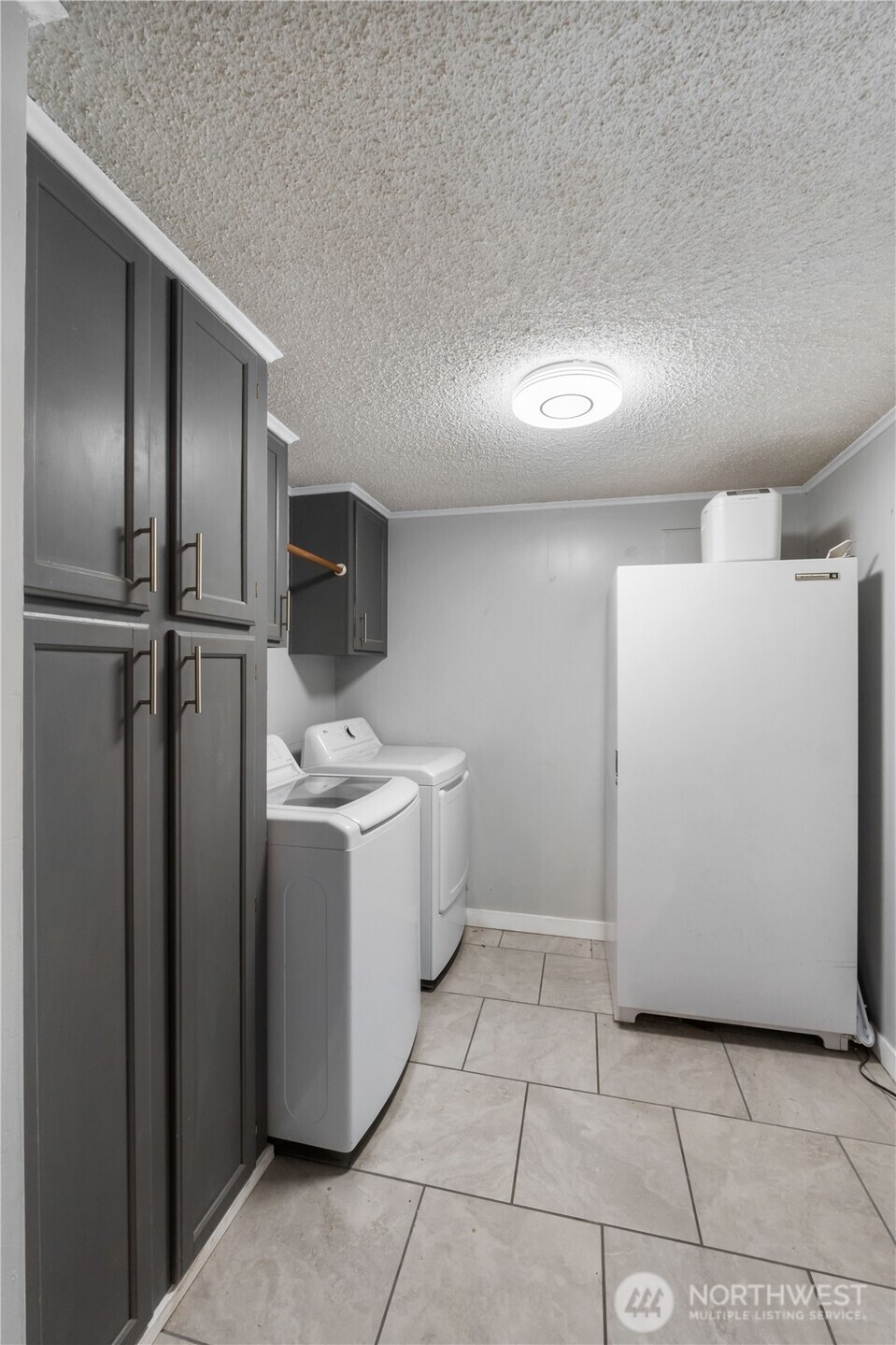 814 282nd Street East Roy, WA 98580 - Photo 18 of 40