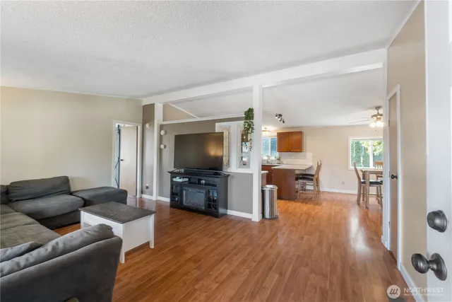 $499,500 | 814 282nd Street East, Roy, WA 98580