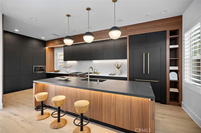 $3,800,000 | 51 Fenway, Irvine, CA 92620