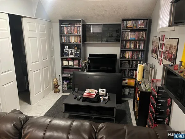 $625,000 | 608 Monroe Street, Carlstadt, NJ 07072