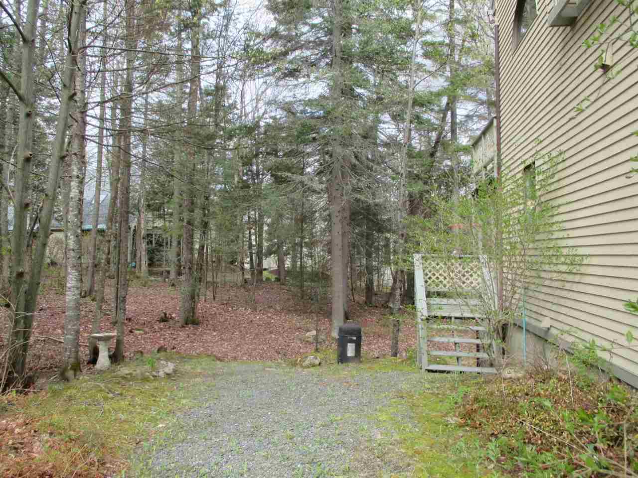 338 Longfellow Drive, Unit 38 Bethlehem, NH 03574 - Photo 3 of 40