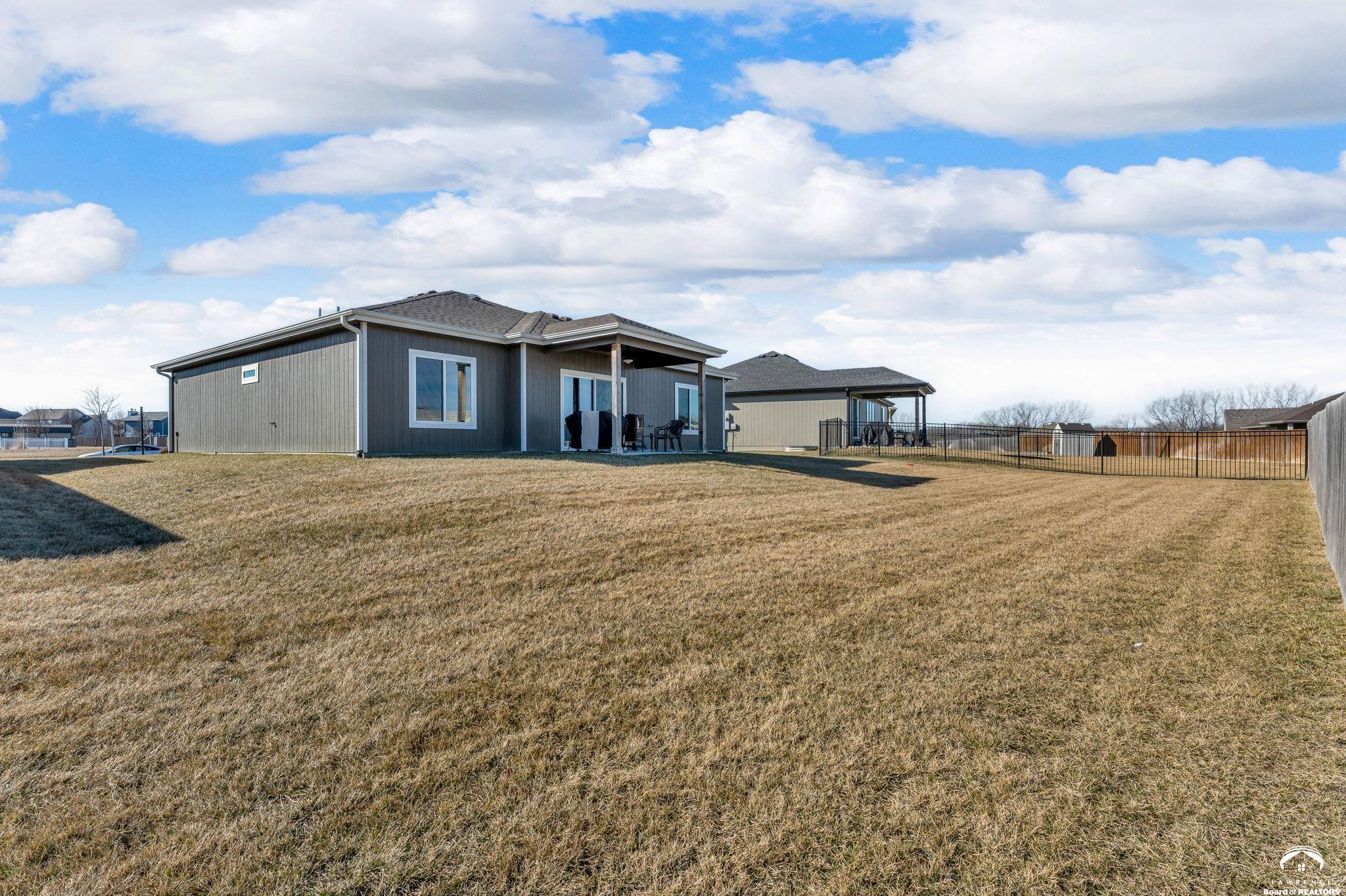 7612 Southwest 24th Terrace Topeka, KS 66614 - Photo 18 of 21