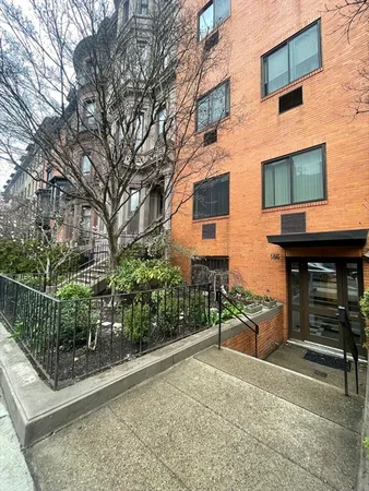 $2,500 | 186 Beacon Street, Unit 1B, Boston, MA 02116