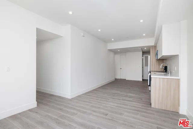 $5,395 | 2600 South Sepulveda Boulevard, Unit 502, Los Angeles, CA 90064