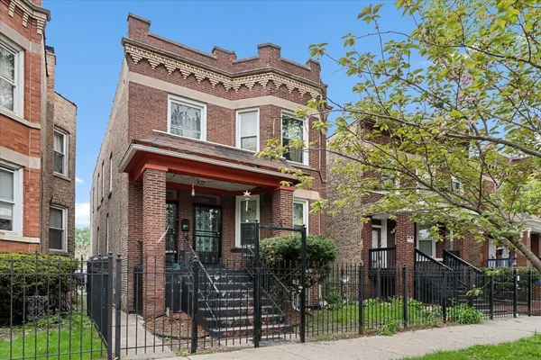 $299,999 | 5937 South Maplewood Avenue, Chicago, IL 60629