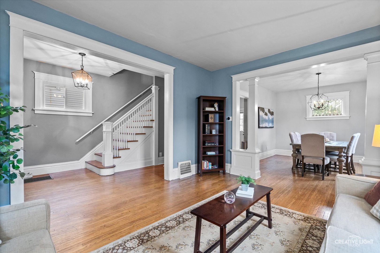 827 Spring Street Aurora, IL 60505 - Photo 7 of 28