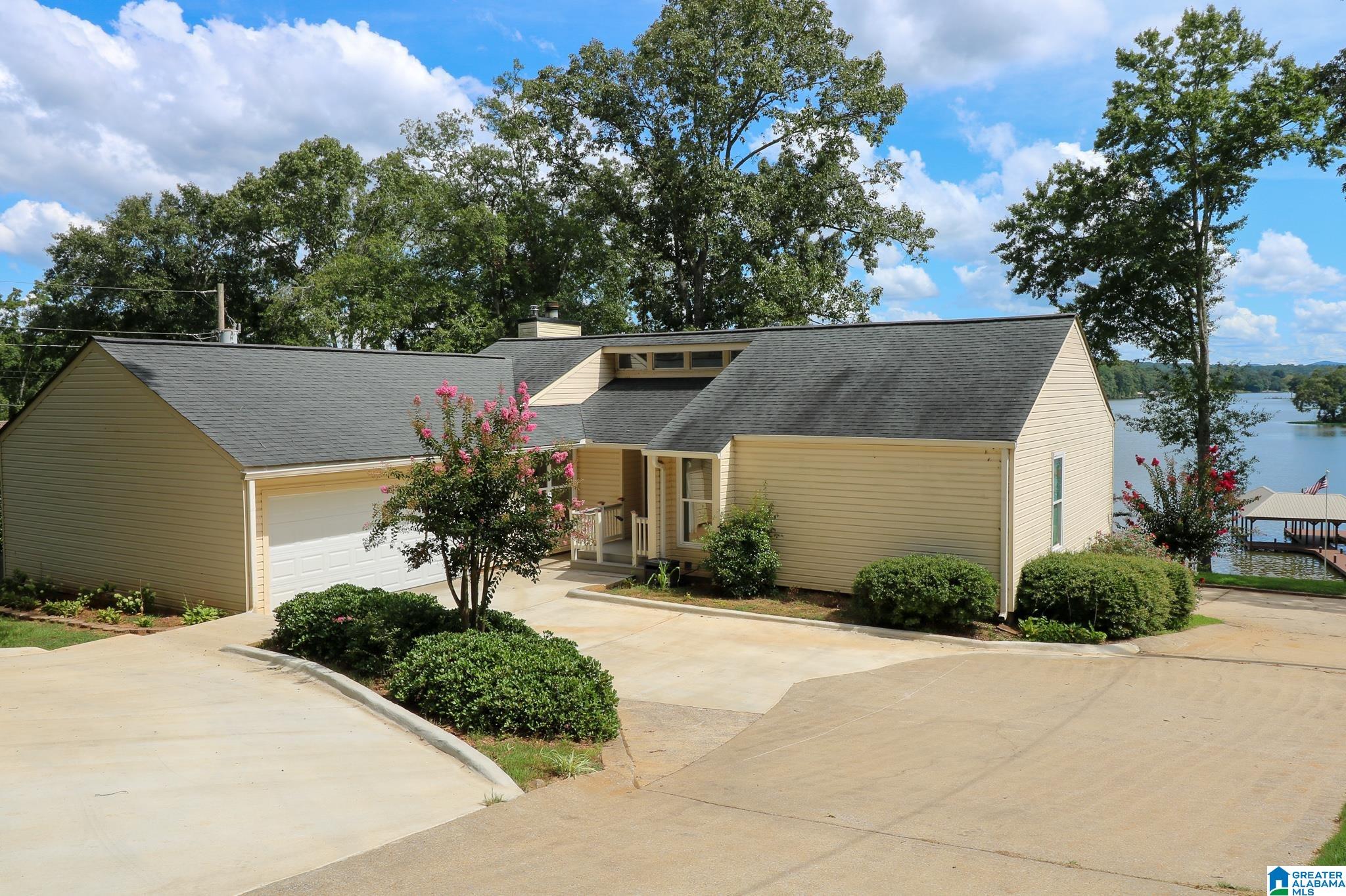 227 Eureka Road Lincoln, AL 35096 - Photo 2 of 45