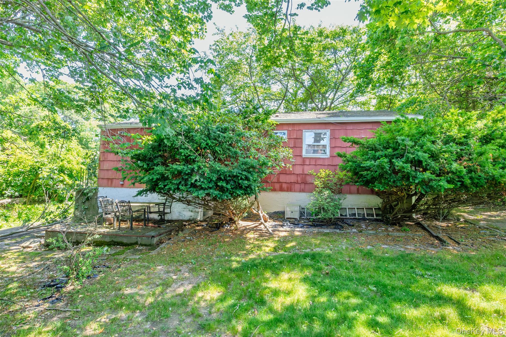 97 Maple Road Rocky Point, NY 11778 - Photo 23 of 33