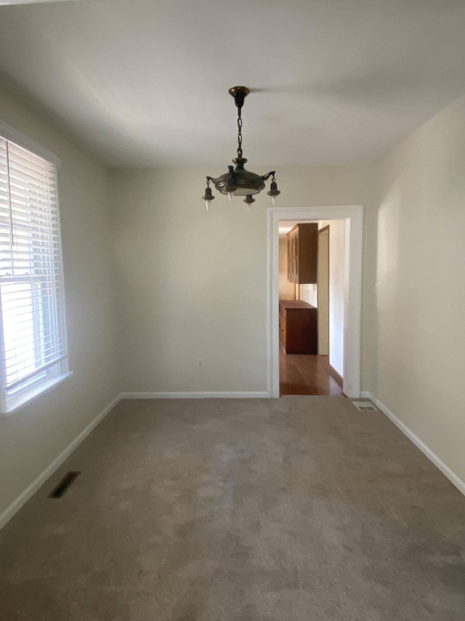 720 South Sherman Street Bay City, MI 48708 - Photo 17 of 19 IMG_4442