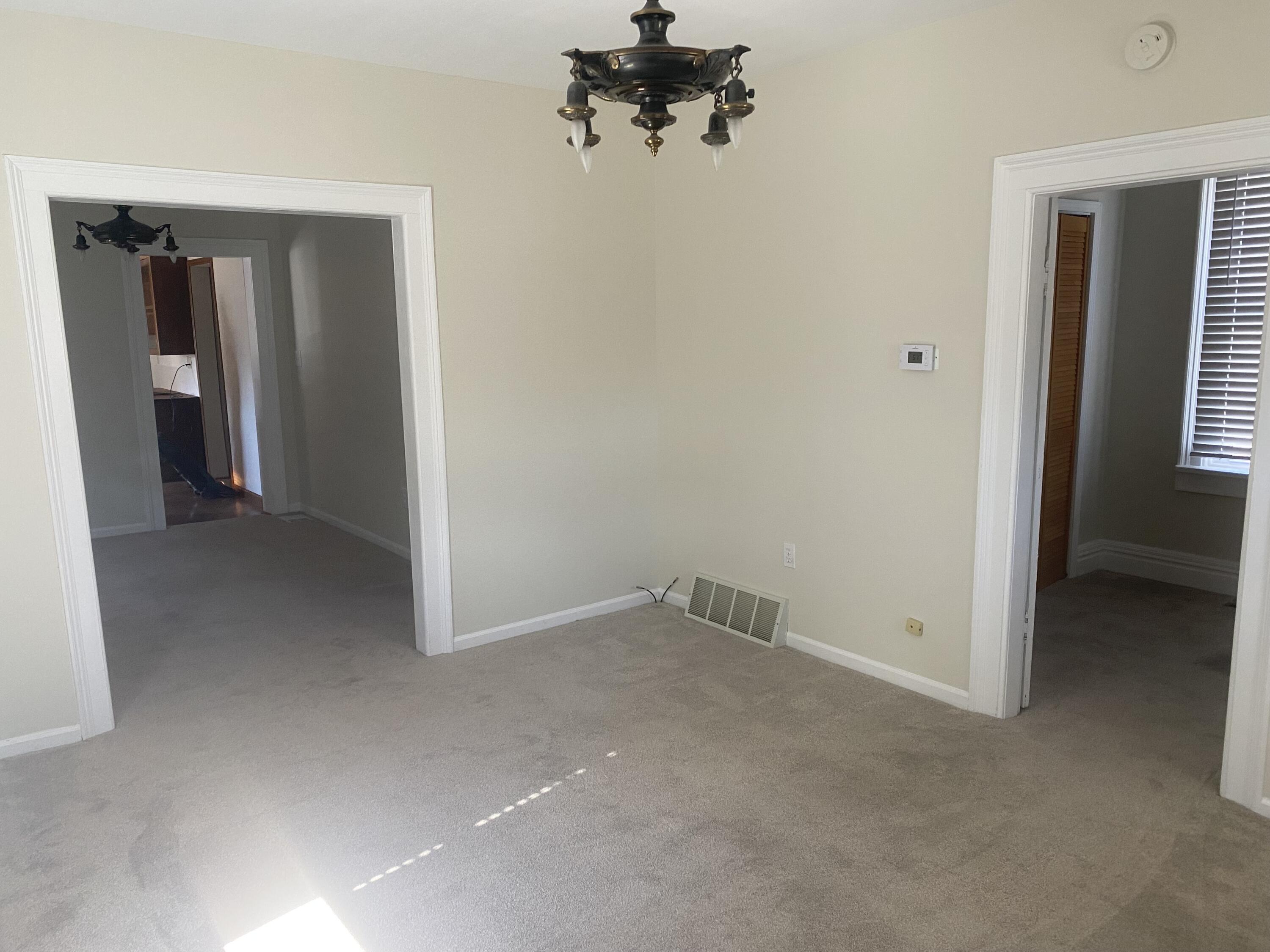 720 South Sherman Street Bay City, MI 48708 - Photo 10 of 19 IMG_4432