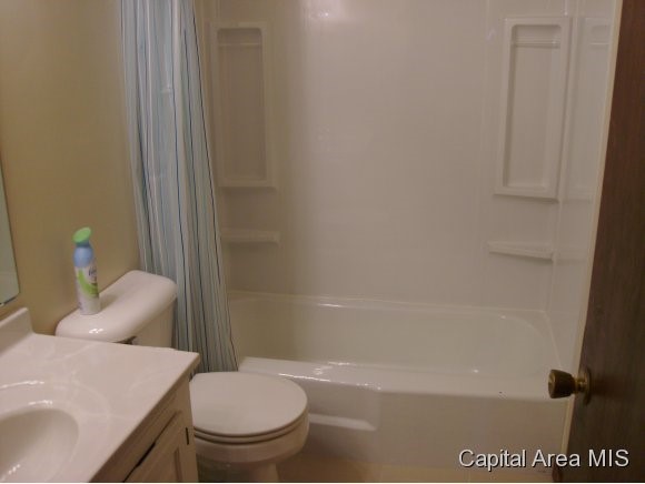 1385 Crestview Drive Springfield, IL 62702 - Photo 10 of 16