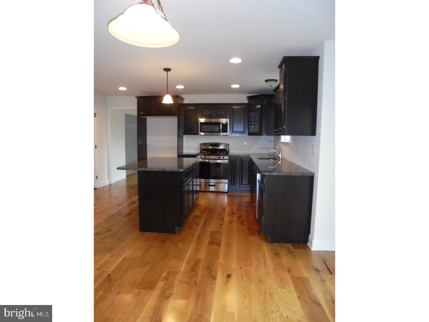 1382 Hendricks Road Pennsburg, PA 18073 - Photo 11 of 25