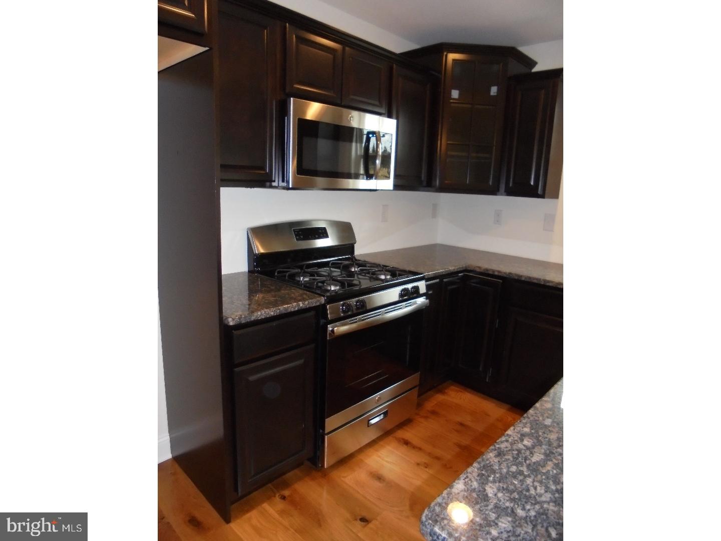 1382 Hendricks Road Pennsburg, PA 18073 - Photo 3 of 25
