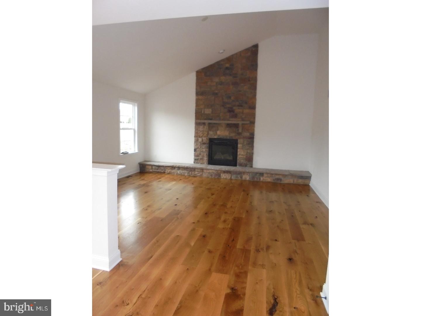 1382 Hendricks Road Pennsburg, PA 18073 - Photo 5 of 25