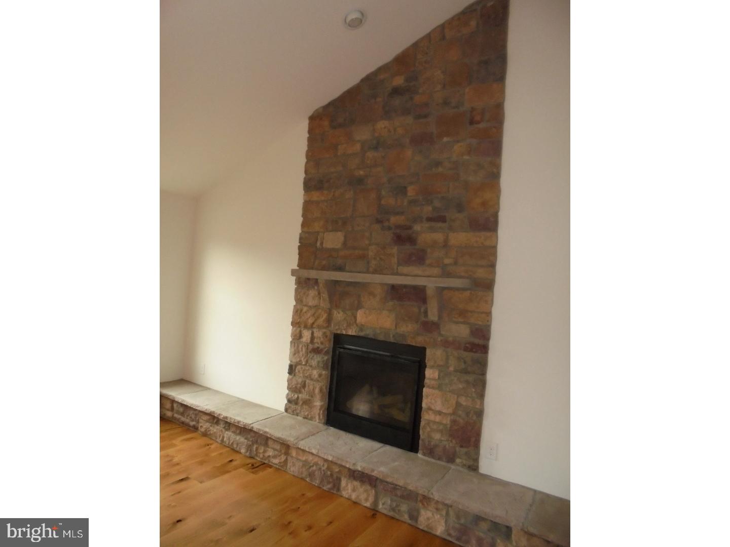 1382 Hendricks Road Pennsburg, PA 18073 - Photo 6 of 25