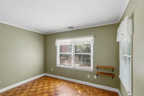 $449,900 | 16 Ocean Avenue, East Patchogue, NY 11772