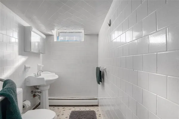 $475,000 | 2 Ward Avenue, North Providence, RI 02904