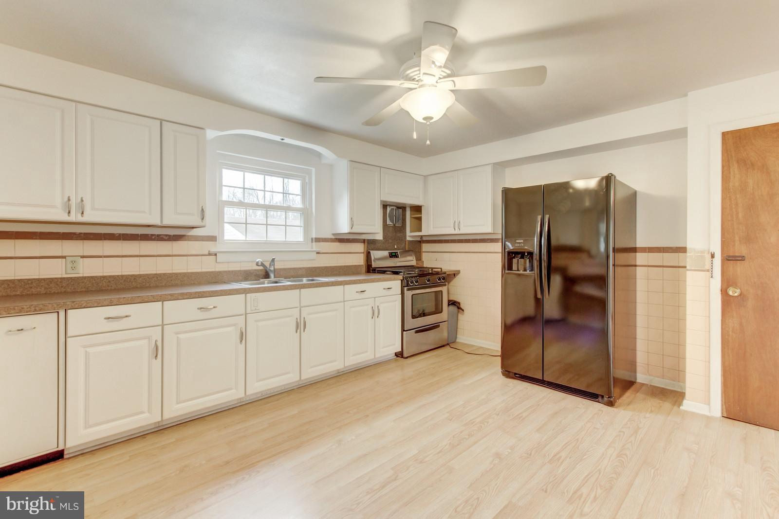 3860 East Prospect Road York, PA 17402 - Photo 6 of 26 Gallery Image 6