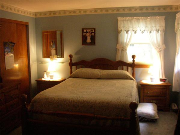 24 Whitney Road Peabody, MA 01960 - Photo 14 of 23 Gallery Image 14