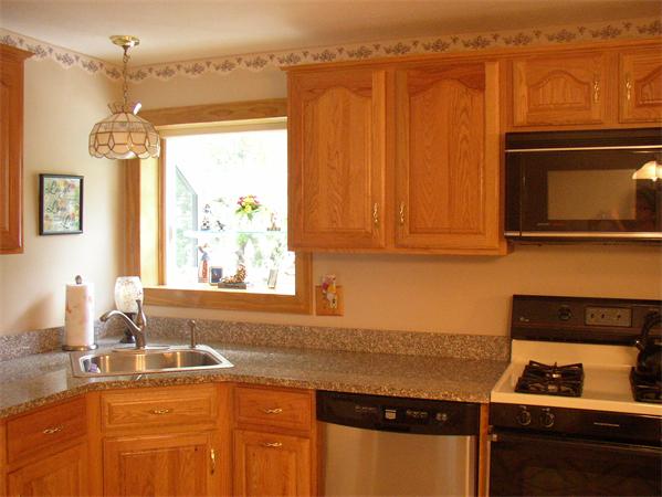 24 Whitney Road Peabody, MA 01960 - Photo 8 of 23 Gallery Image 8