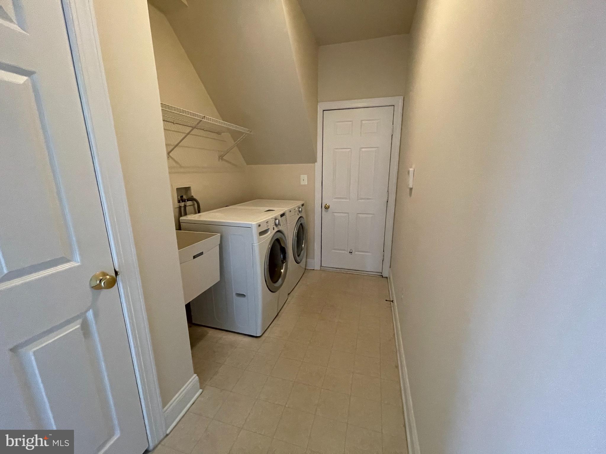 12607 Pine Needle Drive Boyds, MD 20841 - Photo 15 of 38