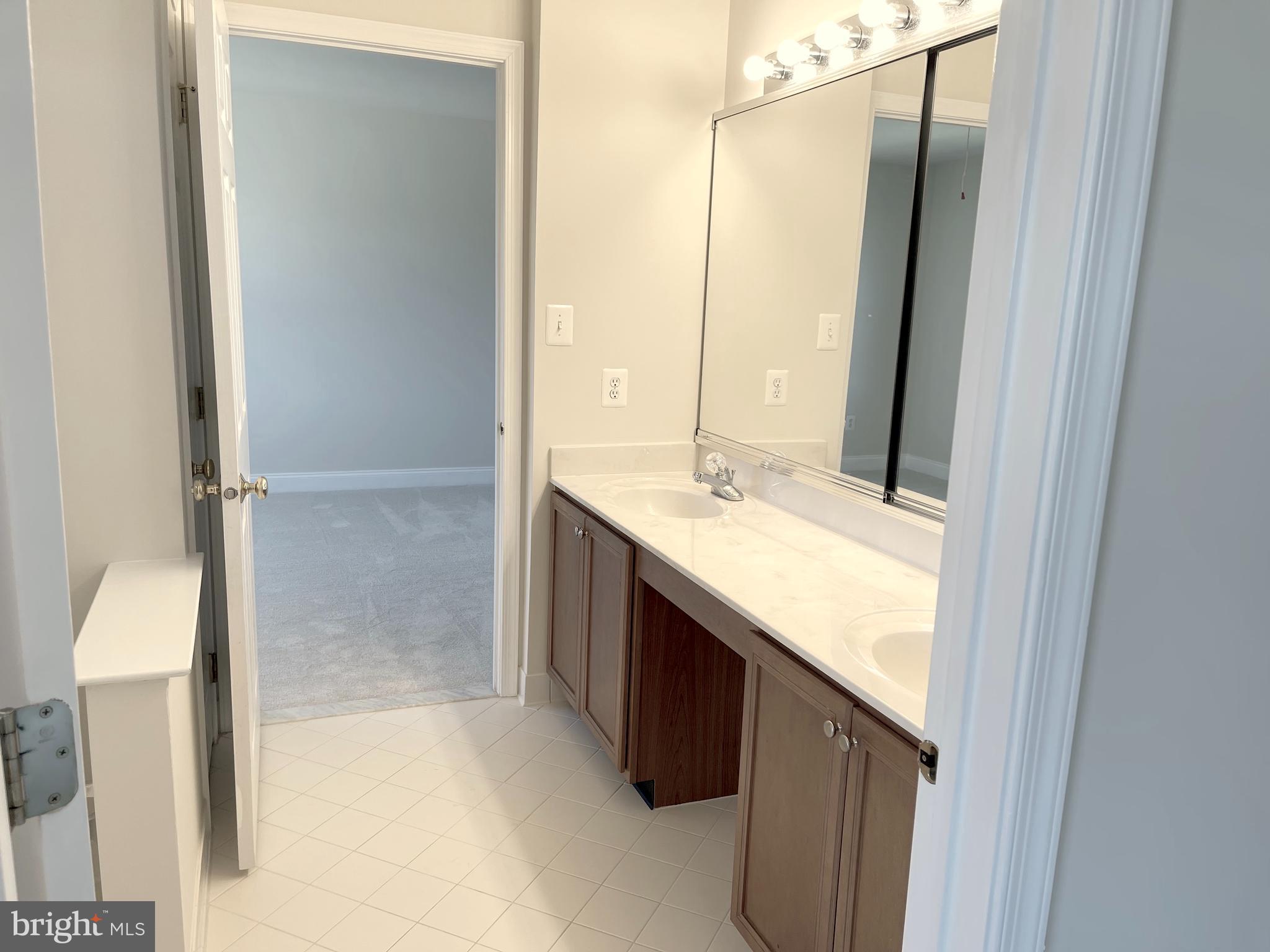 12607 Pine Needle Drive Boyds, MD 20841 - Photo 33 of 38