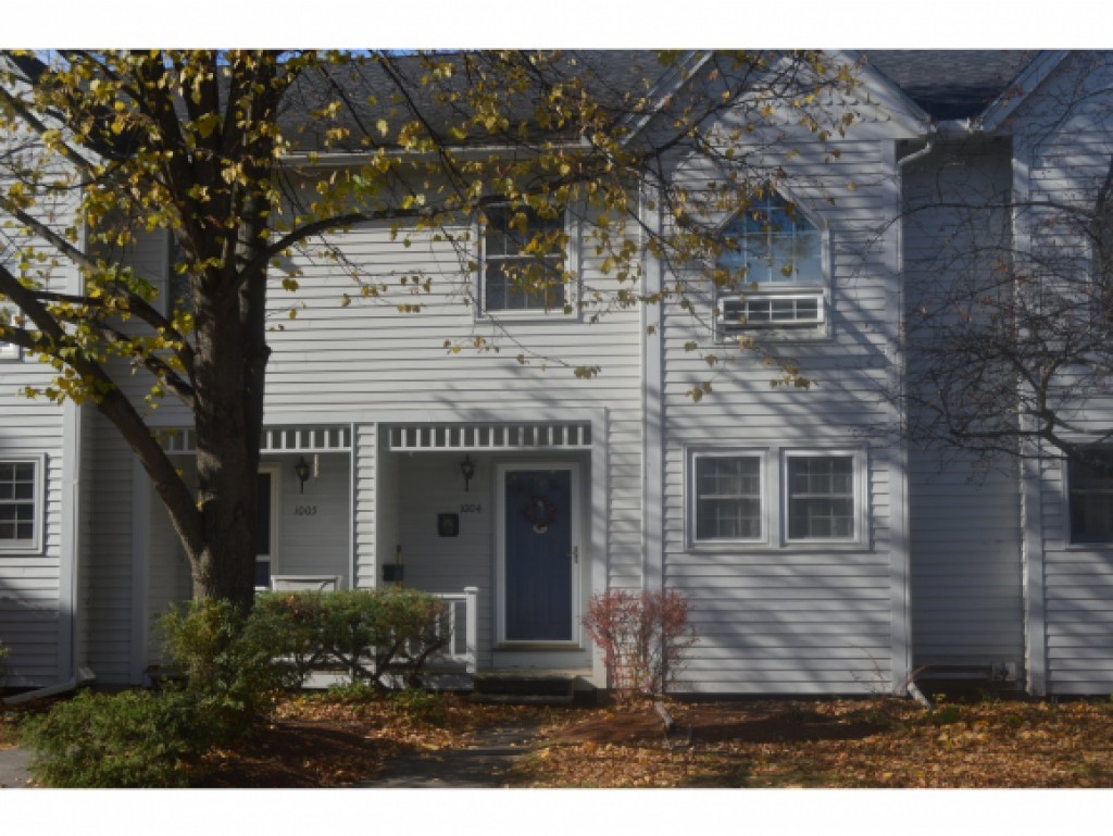 33 Harbor View Road, Unit 1004 South Burlington, VT 05403 - Photo 1 of 27 Gallery Image 1