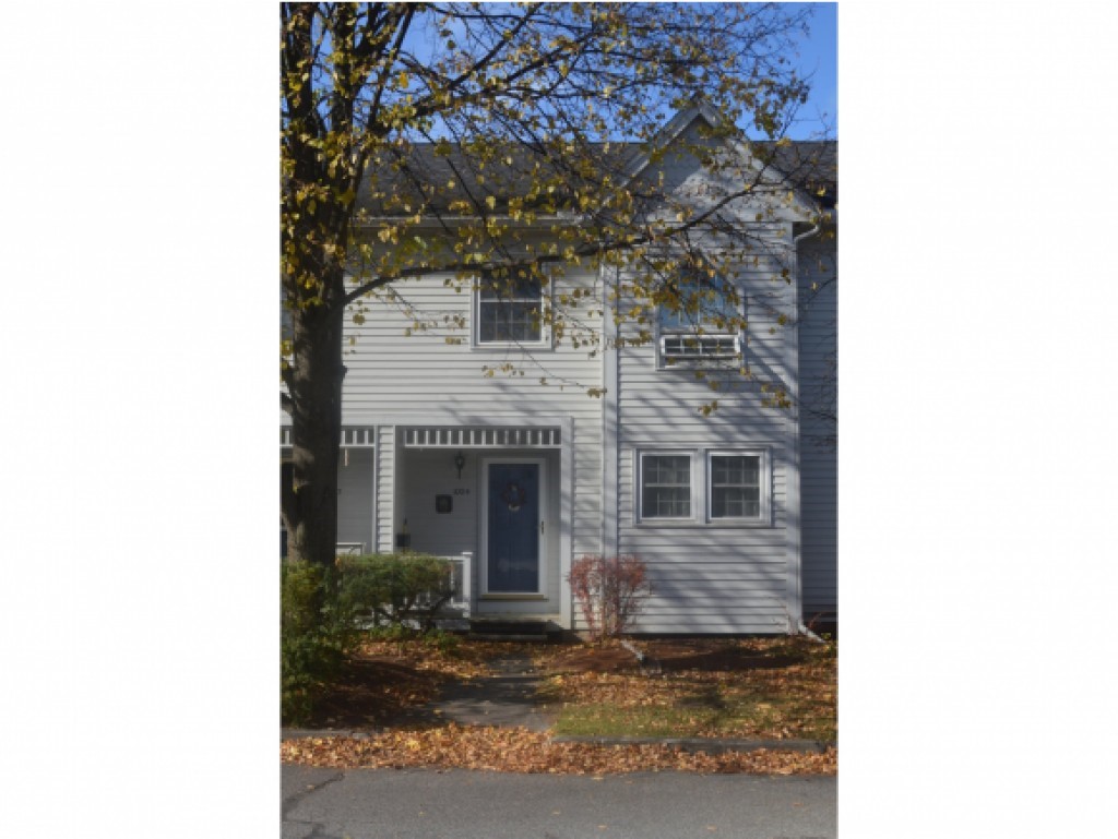 33 Harbor View Road, Unit 1004 South Burlington, VT 05403 - Photo 19 of 27 Gallery Image 19