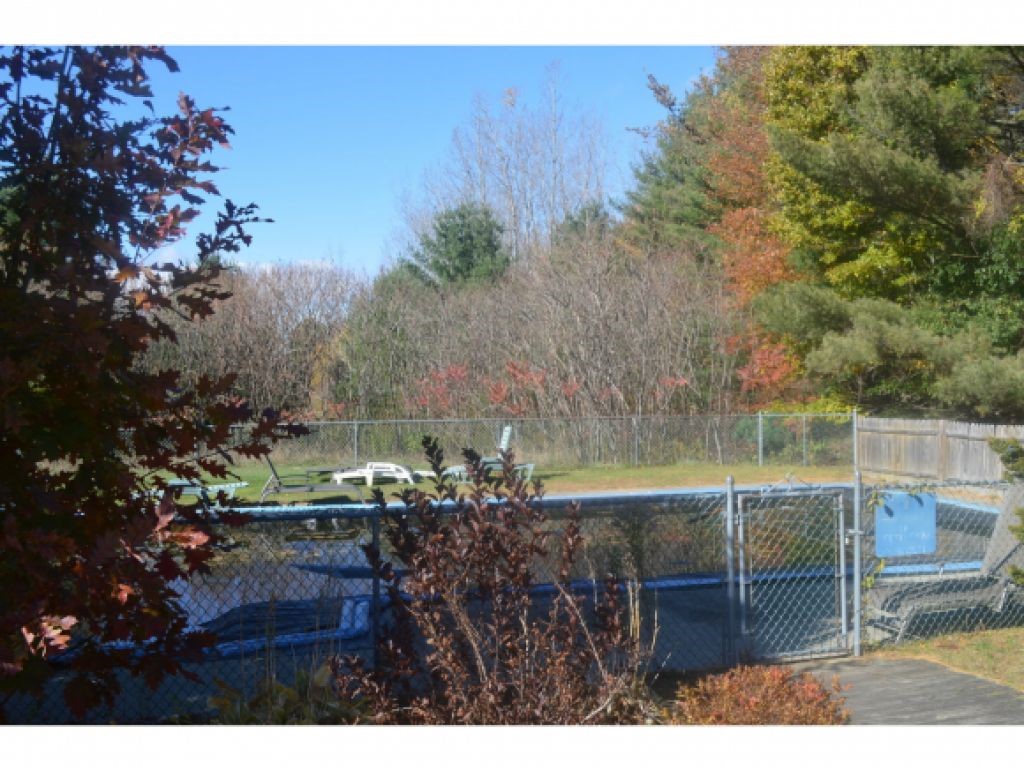 33 Harbor View Road, Unit 1004 South Burlington, VT 05403 - Photo 26 of 27 Gallery Image 26