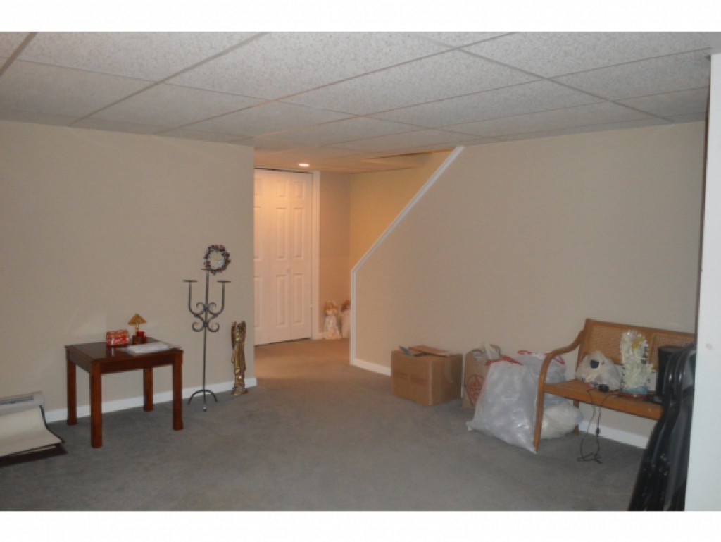 33 Harbor View Road, Unit 1004 South Burlington, VT 05403 - Photo 8 of 27 Gallery Image 8
