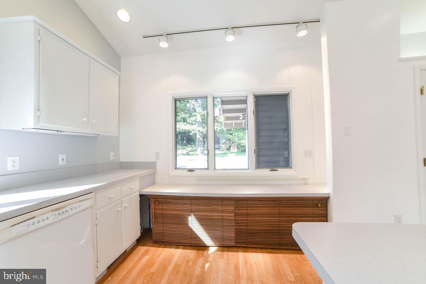 3444 Atropa Road Port Republic, MD 20676 - Photo 11 of 76 Kitchen