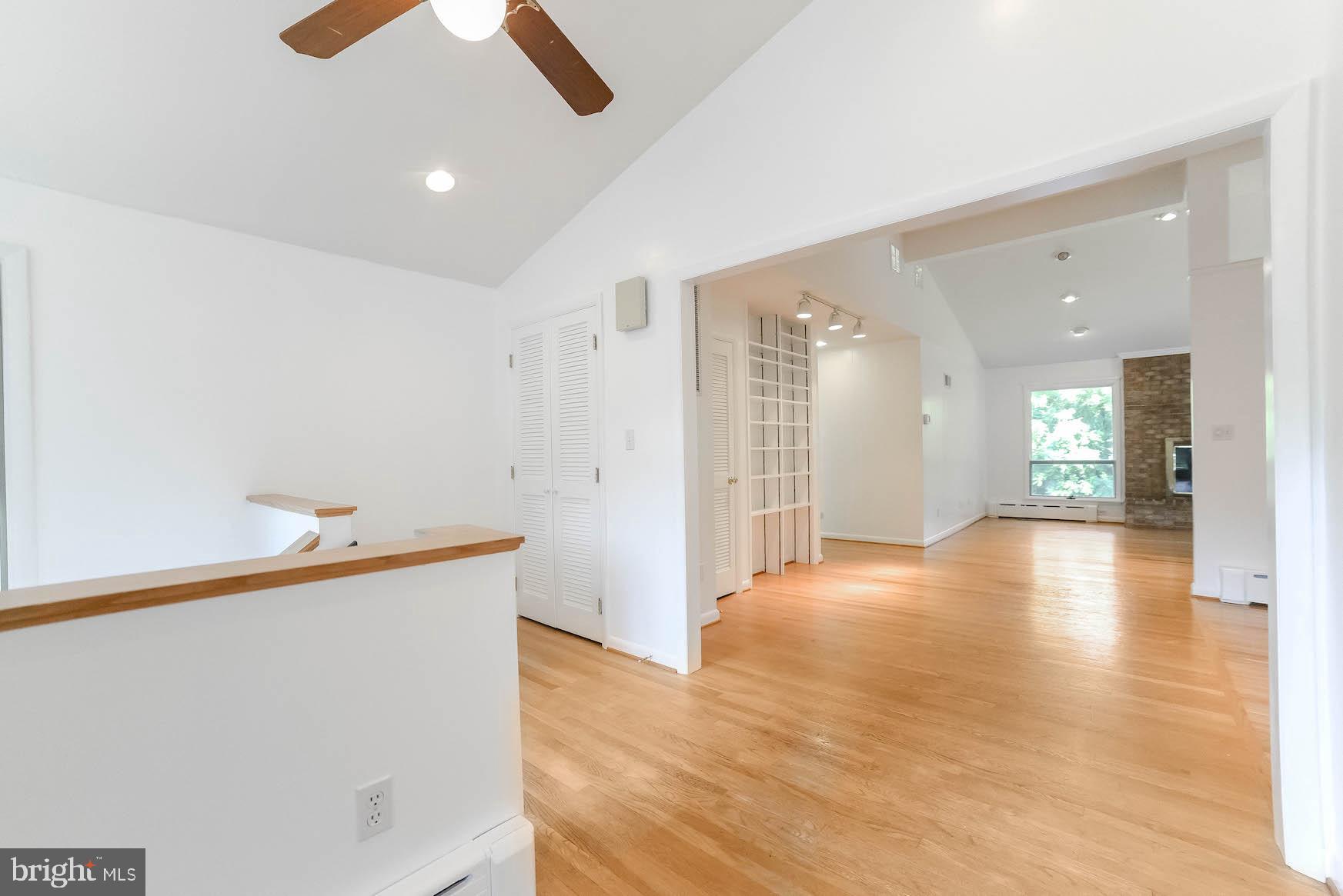 3444 Atropa Road Port Republic, MD 20676 - Photo 19 of 76 Foyer