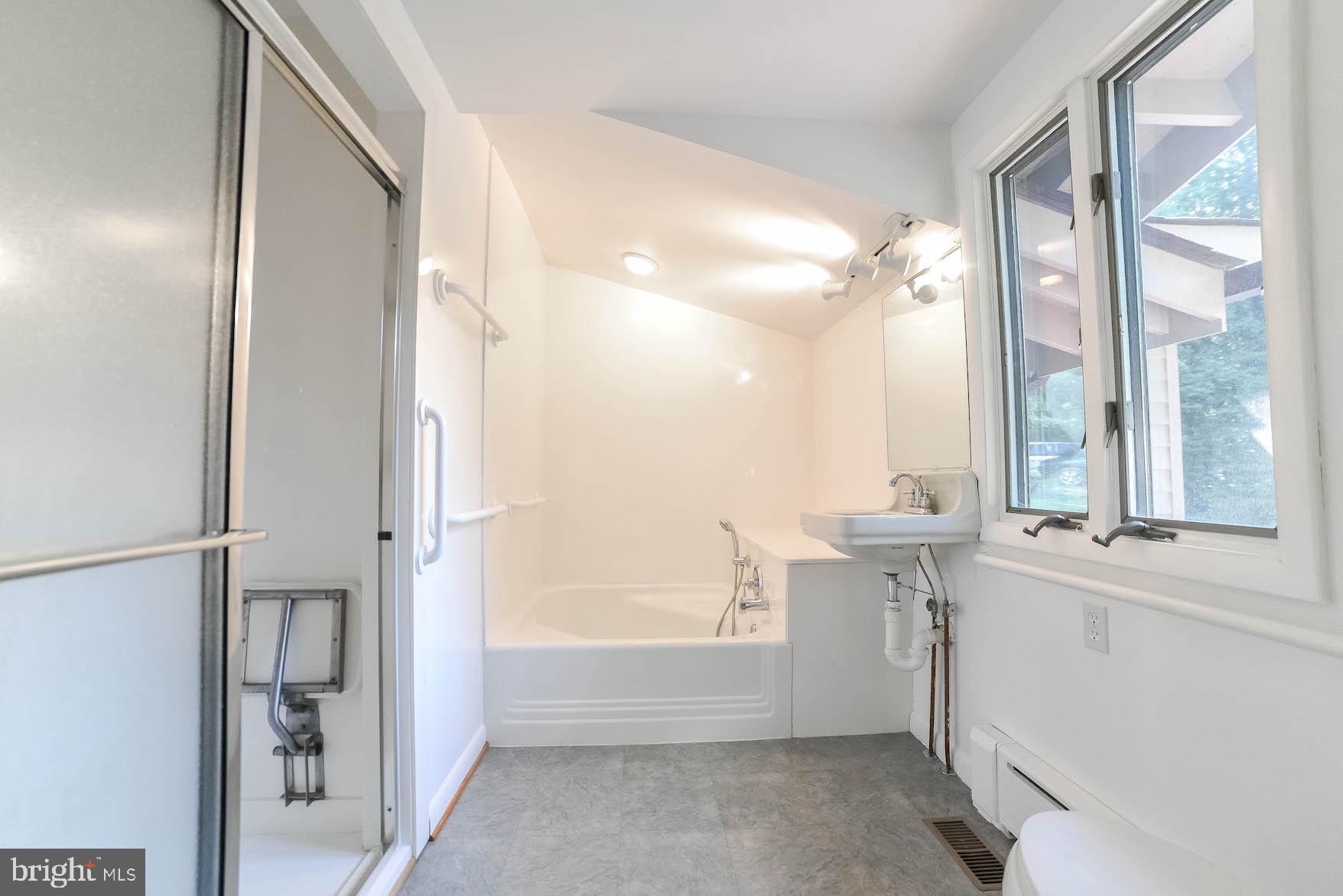 3444 Atropa Road Port Republic, MD 20676 - Photo 26 of 76 Master Bath