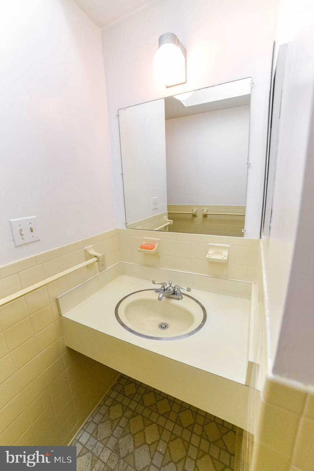 3444 Atropa Road Port Republic, MD 20676 - Photo 33 of 76 Full bath on main level
