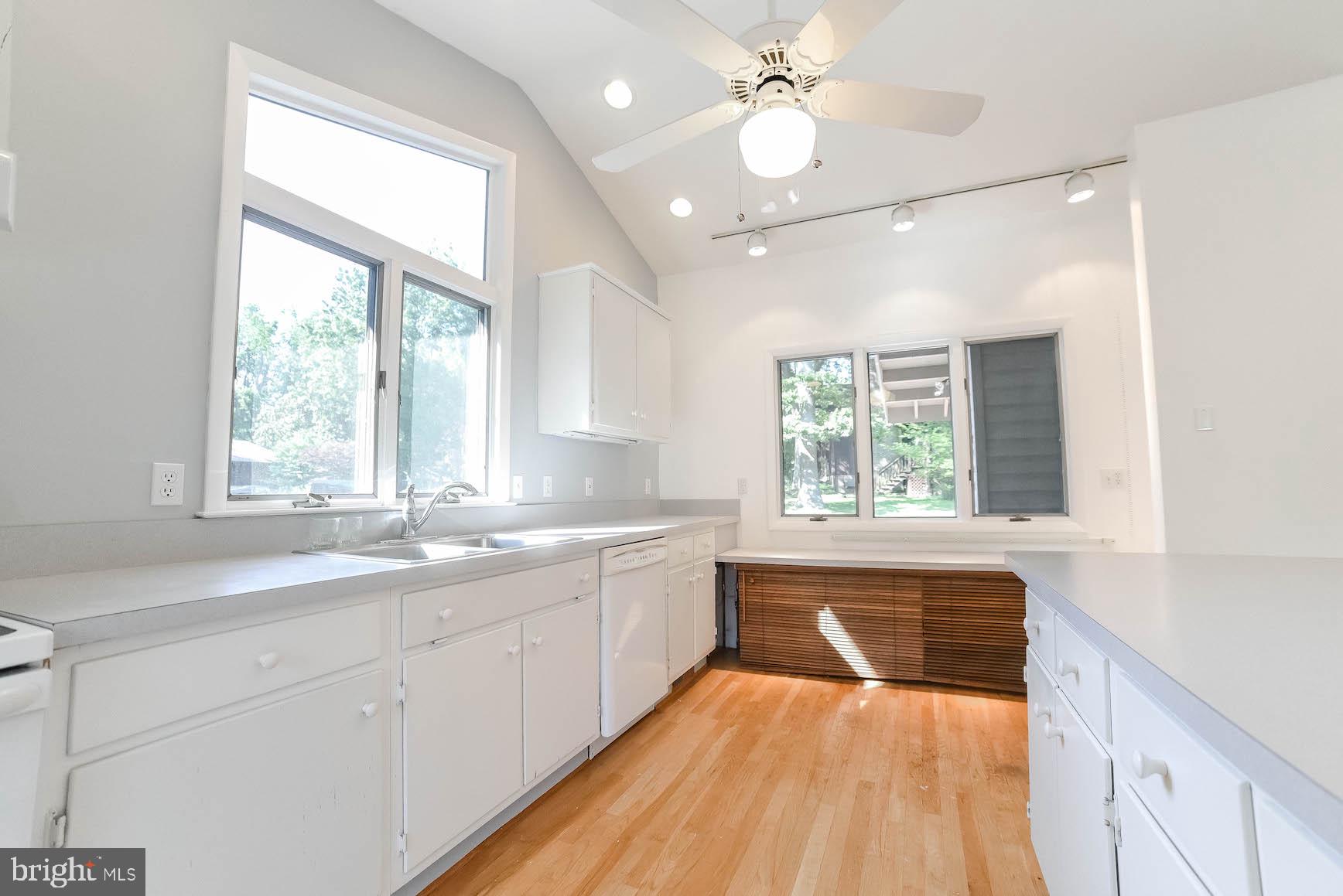 3444 Atropa Road Port Republic, MD 20676 - Photo 10 of 76 Kitchen