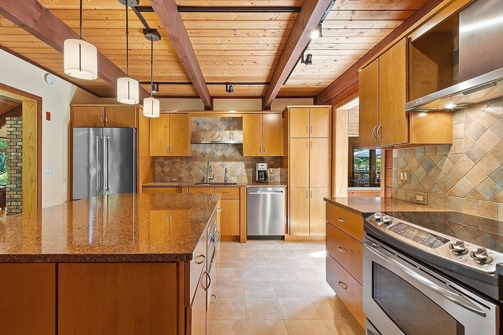 105 Flanagan Hill Road Sterling, MA 01564 - Photo 7 of 42 Gallery Image 7