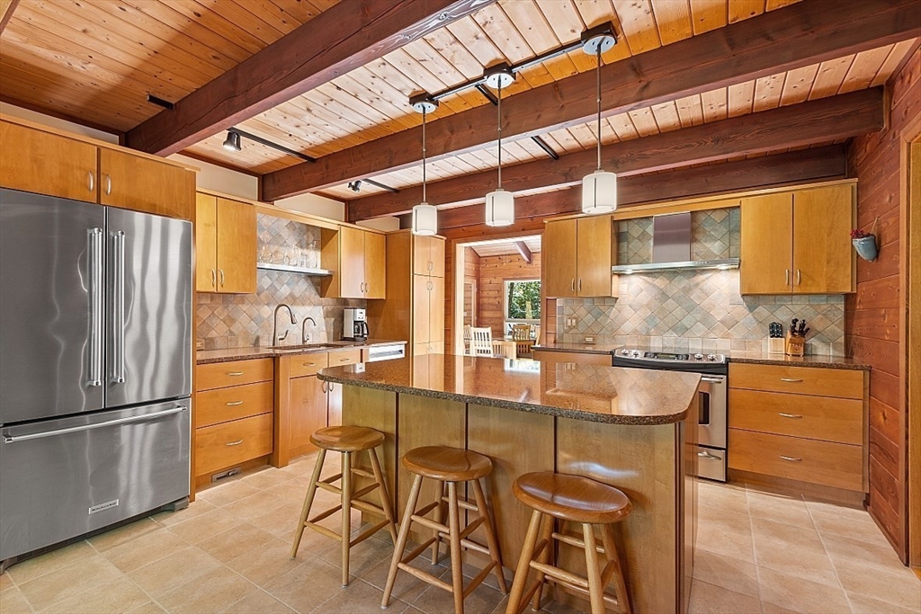 105 Flanagan Hill Road Sterling, MA 01564 - Photo 8 of 42 Gallery Image 8