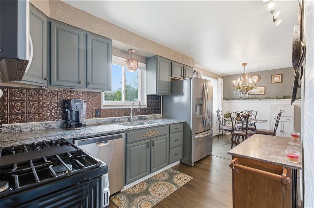 1630 Old Brodhead Road Monaca, PA 15061 - Photo 4 of 28