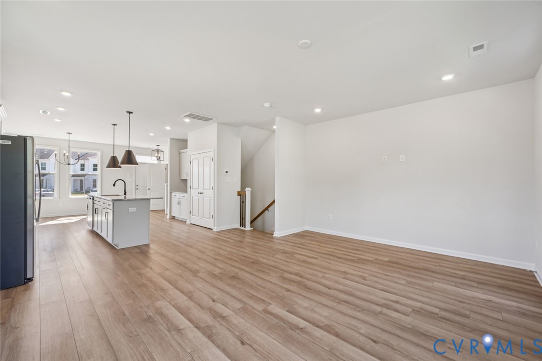 340 Mt Mccauley Way Aylett, VA 23009 - Photo 3 of 48