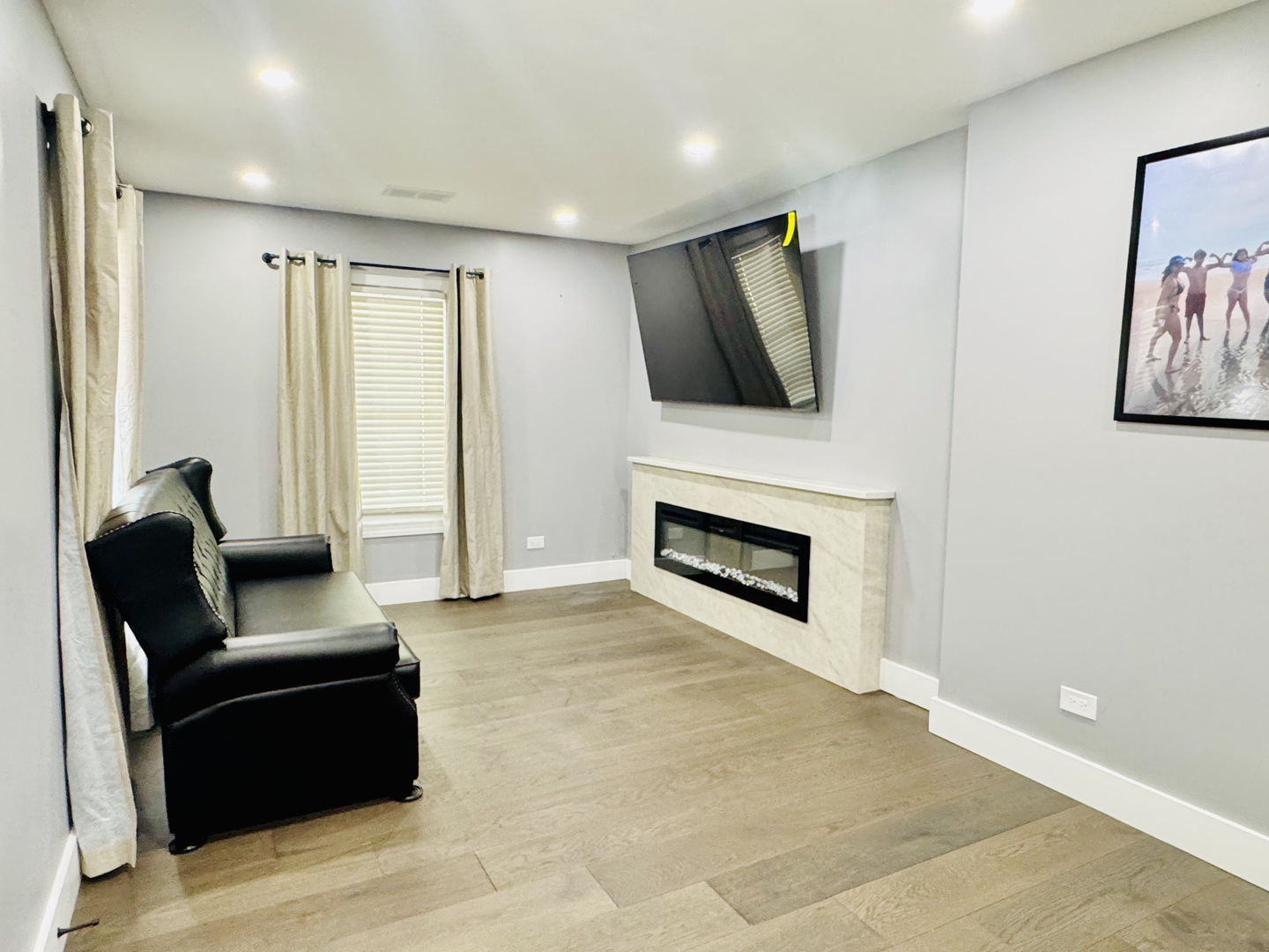 7258 West 72nd Street Bridgeview, IL 60455 - Photo 3 of 25