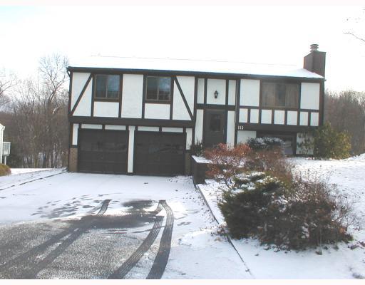 112 Raccoon Way Gibsonia, PA 15044 - Photo 1 of 9 Exterior Front. Great splt entry located in Grouse Run sit on 1/2 acre and a culdesac street. also a 2 car garage. Great Neighborhood