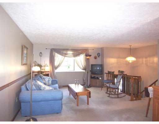 112 Raccoon Way Gibsonia, PA 15044 - Photo 2 of 9 Living Room. living room great for entertaining open floor plan newer carpet
