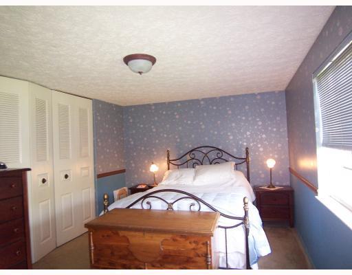 112 Raccoon Way Gibsonia, PA 15044 - Photo 5 of 9 Master Bedroom. Great master bedroom located in rear of home, double closet..