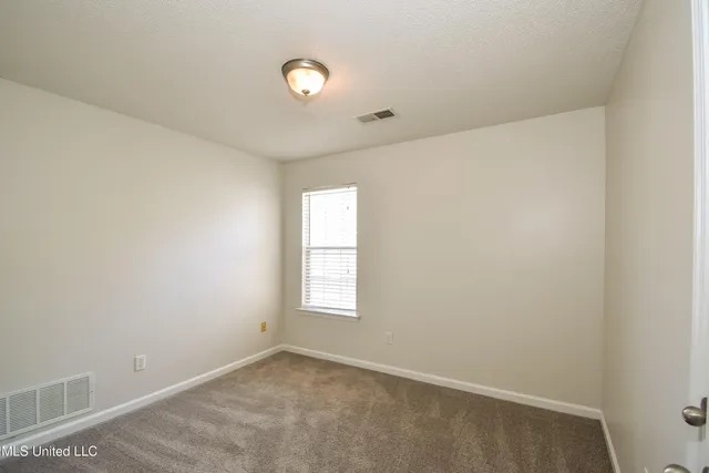 $2,255 | 1116 Warwick Place, Southaven, MS 38671