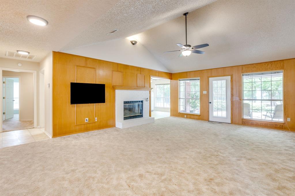 22011 Pebble Drive Whitney, TX 76692 - Photo 10 of 40