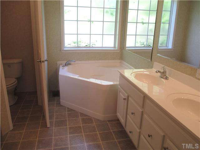 9501 Neils Branch Road Raleigh, NC 27603 - Photo 11 of 21 Master Bath/Spa