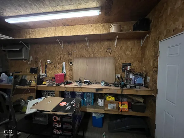 $89,900 | 203 1st Street, New Market, IN 47965