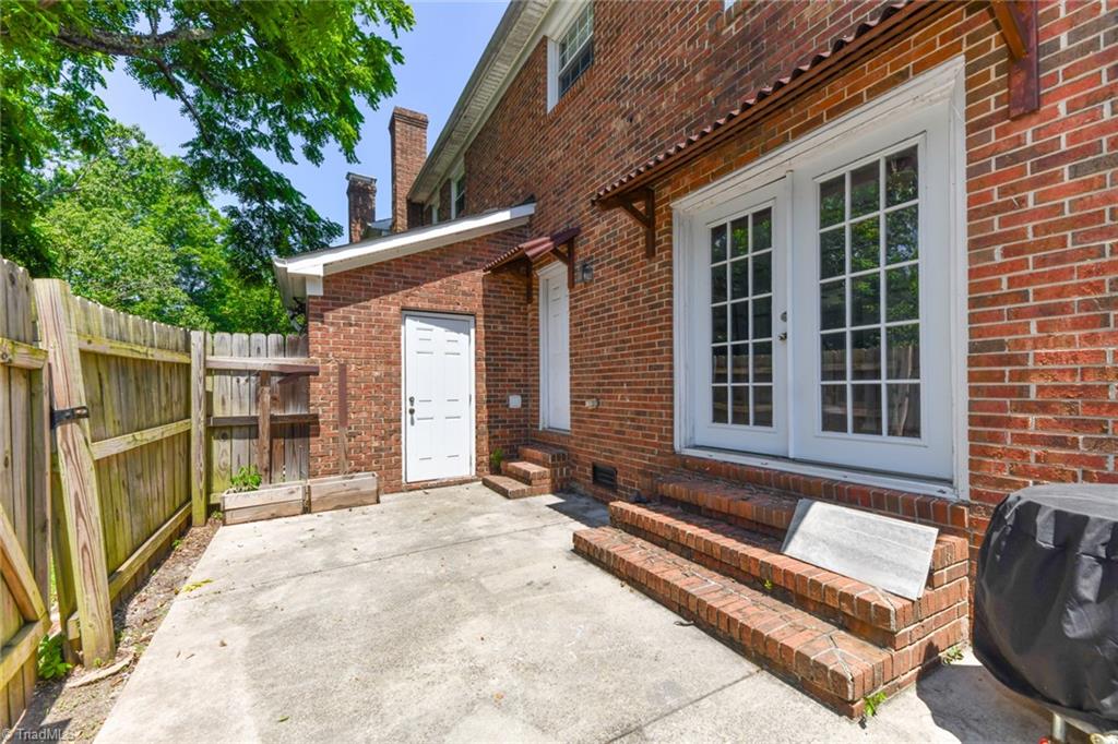 307 College Road Greensboro, NC 27410 - Photo 18 of 25