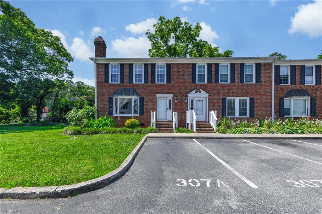 307 College Road Greensboro, NC 27410 - Photo 2 of 25